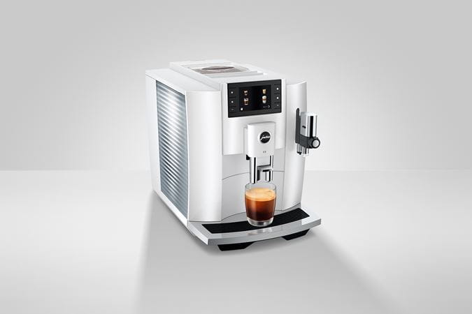 JURA E8 Piano White (EC) + €21 Gratis koffie