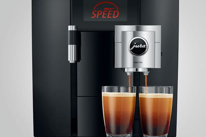 JURA GIGA X8c Aluminium Black (EB) + €84 Gratis koffie